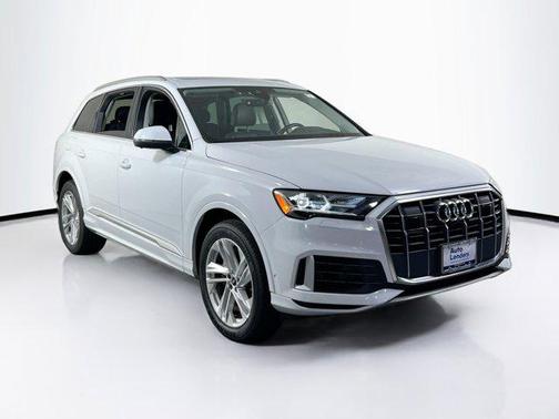 2022 Audi Q7 55 Premium Plus