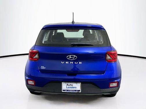 2023 Hyundai VENUE SE