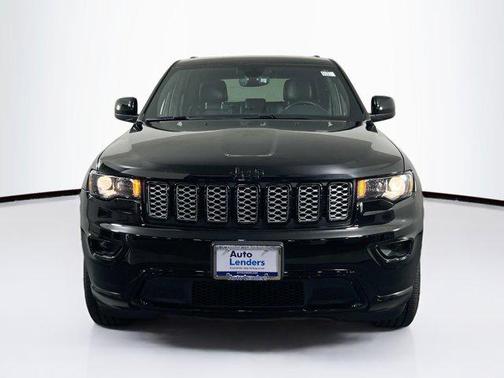 2022 Jeep Grand Cherokee Laredo