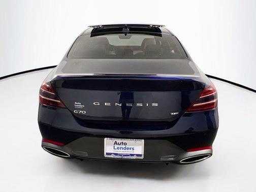 2023 Genesis G70 3.3T RWD