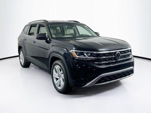 2022 Volkswagen Atlas 3.6L SE w/Technology