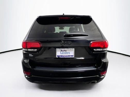 2022 Jeep Grand Cherokee Laredo