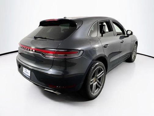 2021 Porsche Macan AWD