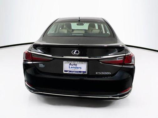 2021 Lexus ES 300h Base