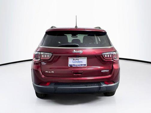 2022 Jeep Compass Latitude Lux