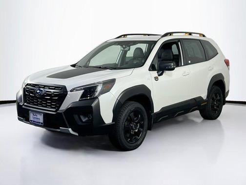Crystal White Pearl 2023 Subaru Forester Wilderness