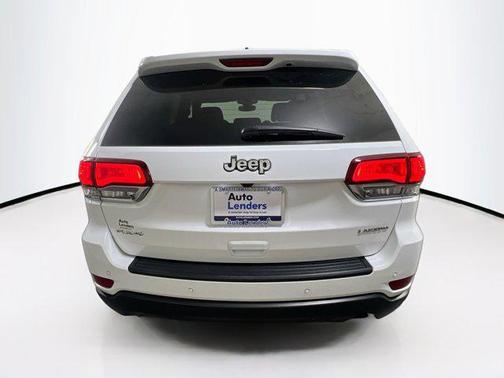 2022 Jeep Grand Cherokee Laredo