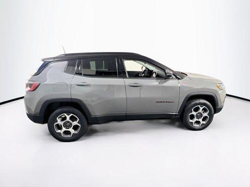 Sting-Gray Clearcoat 2022 Jeep Compass Trailhawk