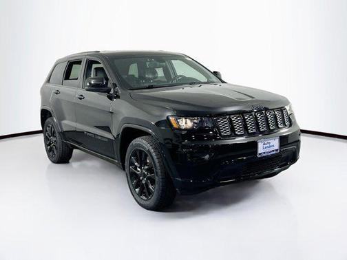 2022 Jeep Grand Cherokee Laredo