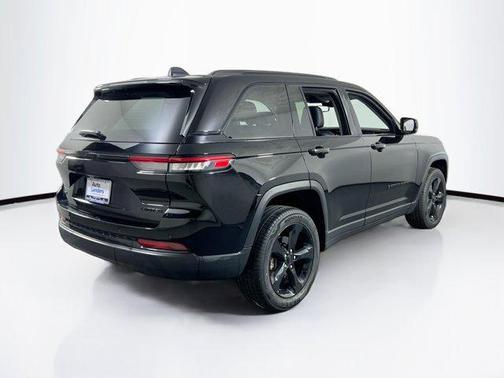 2023 Jeep Grand Cherokee Limited X