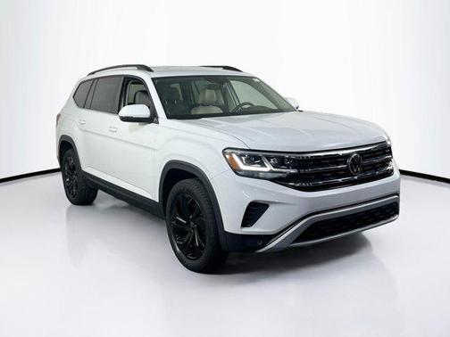 2022 Volkswagen Atlas 3.6L SE w/Technology