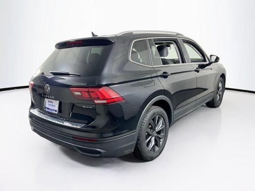 2023 Volkswagen Tiguan 2.0T SE 4MOTION