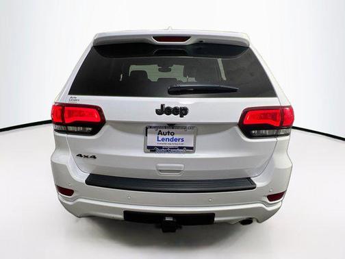 2022 Jeep Grand Cherokee Laredo