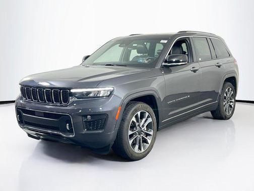 2022 Jeep Grand Cherokee Overland
