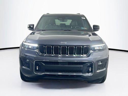 2022 Jeep Grand Cherokee Overland