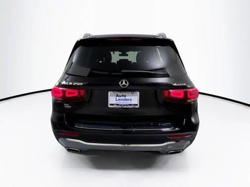 2021 Mercedes-Benz GLB 250 4MATIC