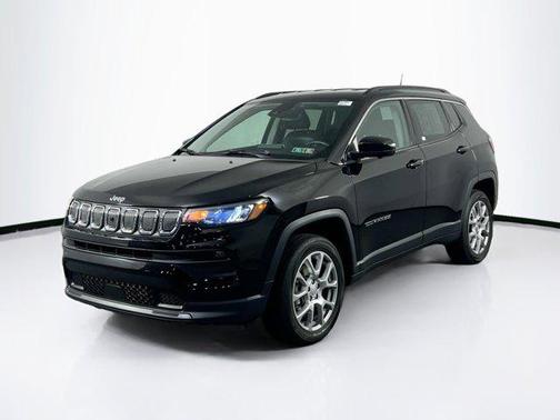 2022 Jeep Compass Latitude Lux