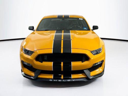 2018 Ford Shelby GT350 Base