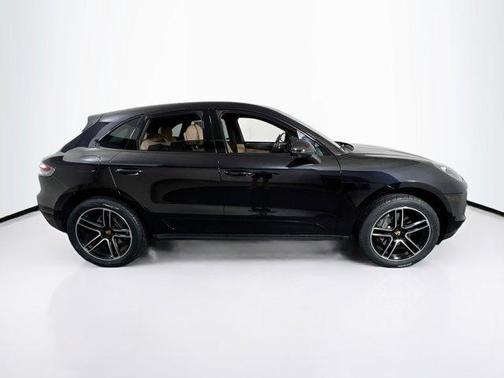 2021 Porsche Macan Base