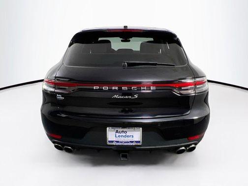 2021 Porsche Macan Base