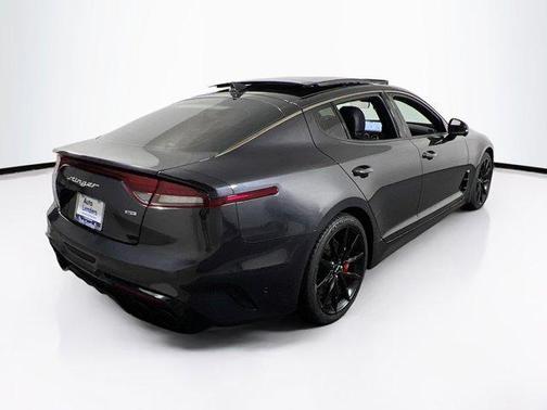 2023 Kia Stinger GT2