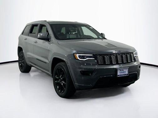 2022 Jeep Grand Cherokee Laredo