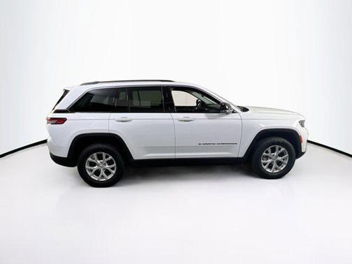 Bright White Clearcoat 2023 Jeep Grand Cherokee Limited