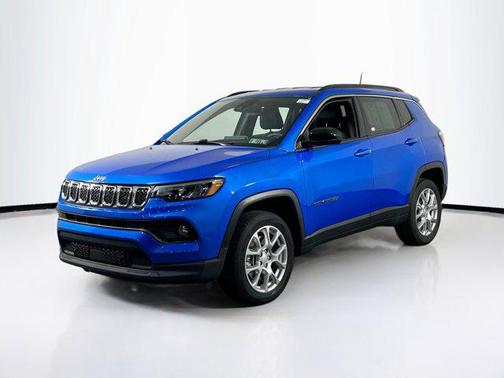 Laser Blue Pearlcoat 2023 Jeep Compass Latitude Lux