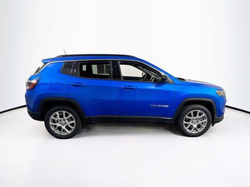 Laser Blue Pearlcoat 2023 Jeep Compass Latitude Lux