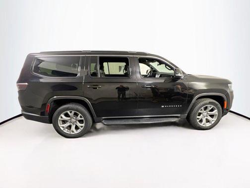 2022 Jeep Wagoneer Series II 4x4