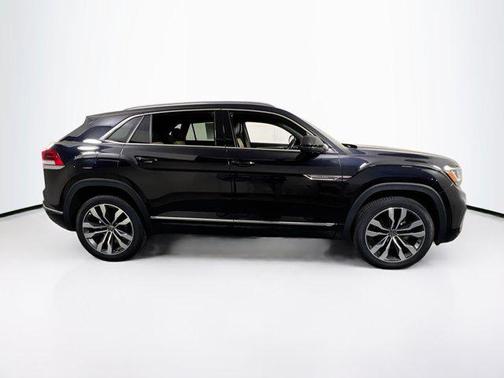 2023 Volkswagen Atlas Cross Sport 3.6L V6 SEL Premium R-Line