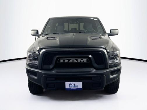 Diamond Black Crystal Pearlcoat 2022 RAM 1500 Classic Warlock Quad Cab 4x4 6'4' Box