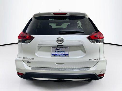 2020 Nissan Rogue SL