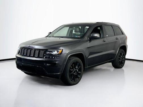 2021 Jeep Grand Cherokee Laredo
