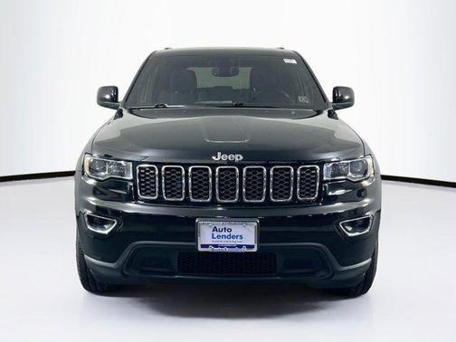 2022 Jeep Grand Cherokee Laredo