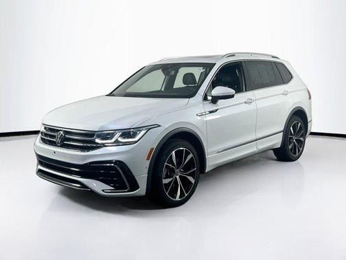 2022 Volkswagen Tiguan 2.0T SEL R-Line 4MOTION