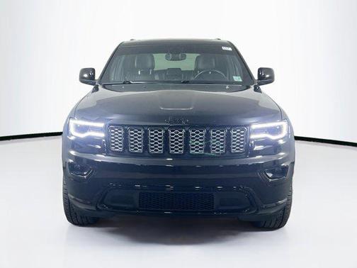 2022 Jeep Grand Cherokee Laredo