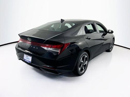 Phantom Black 2023 Hyundai ELANTRA SEL