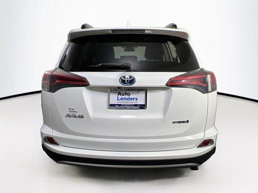 2018 Toyota RAV4 Hybrid LE