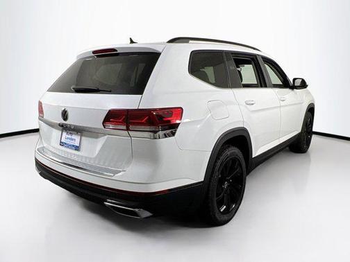 2022 Volkswagen Atlas 2.0T SE w/Technology