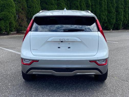 2023 Kia Niro EV Wave