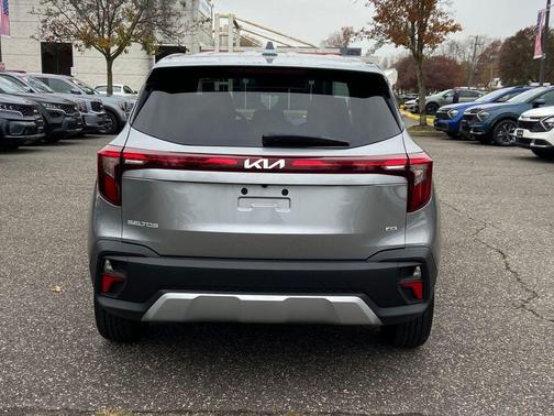 2025 Kia Seltos LX
