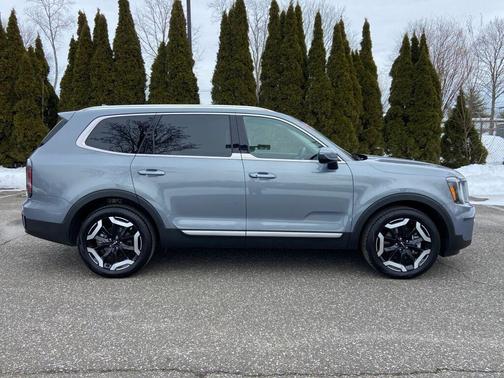 2025 Kia Telluride EX
