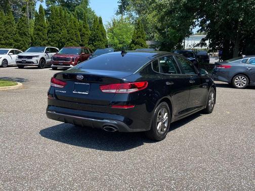 2020 Kia Optima LX