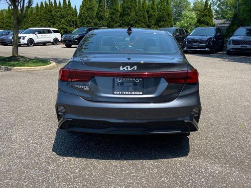 2024 Kia Forte LX