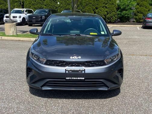 Gravity Gray 2023 Kia Forte LXS