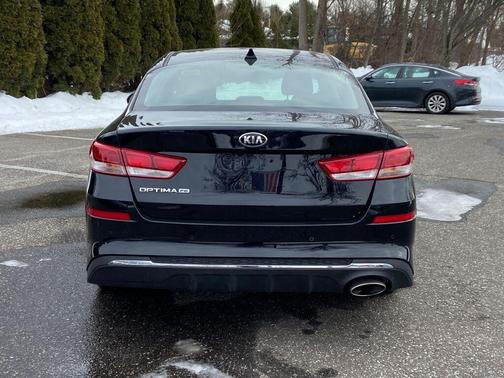 2020 Kia Optima LX