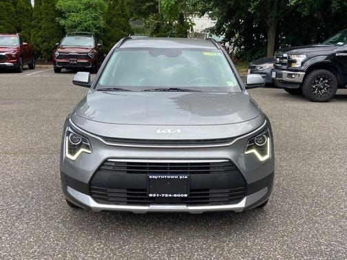 Steel Gray 2023 Kia Niro EX