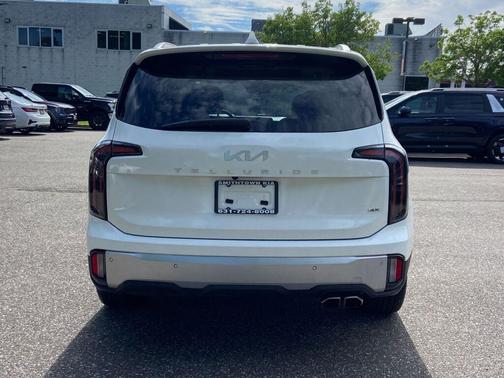 Glacial White Pearl 2023 Kia Telluride SX-Prestige