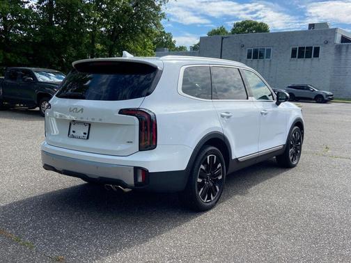 Glacial White Pearl 2023 Kia Telluride SX-Prestige